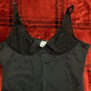 Black shape wear slip with bottom snaps size 2x